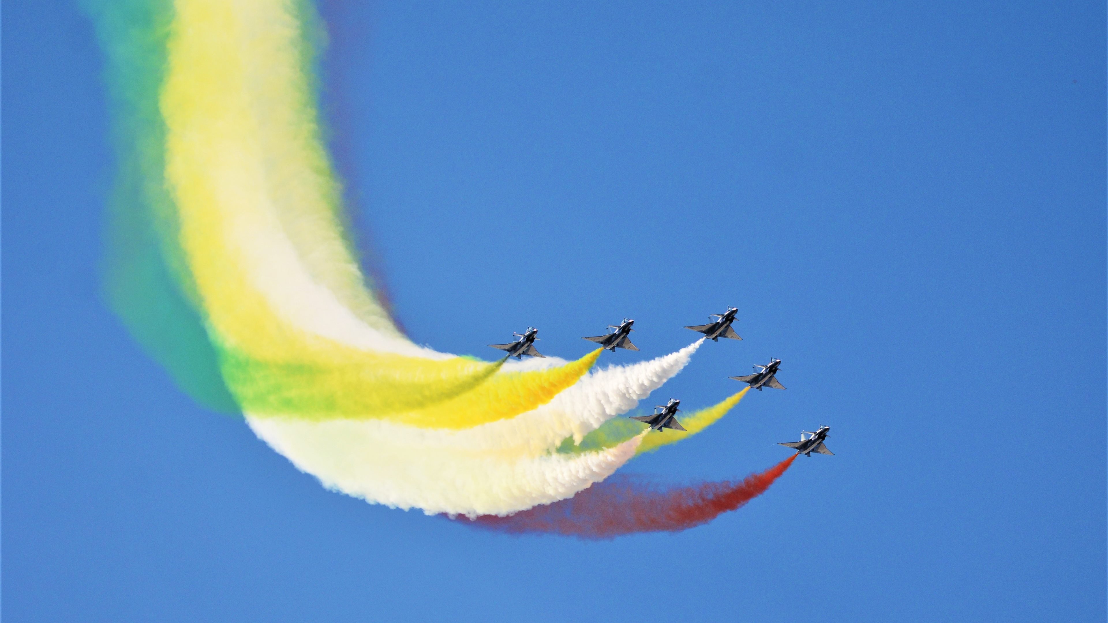 体育竞技引人入胜,观众尽情欢乐,体育竞技话题