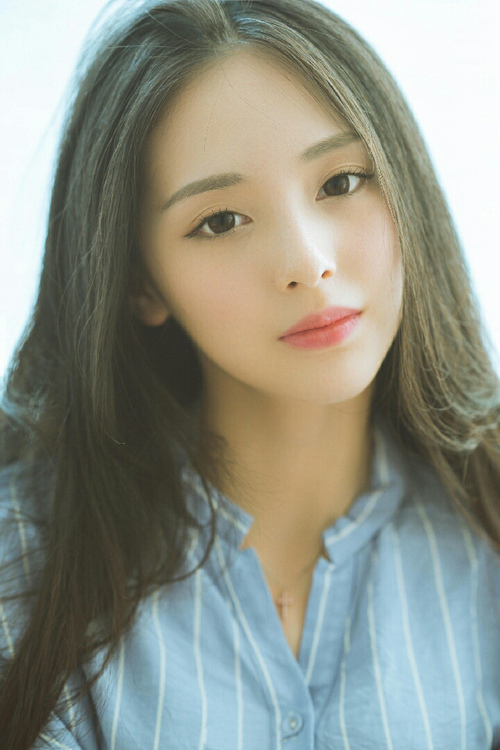 瑞士马术协会与科技公司合作,开发虚拟现实训练平台,提升骑手技能。